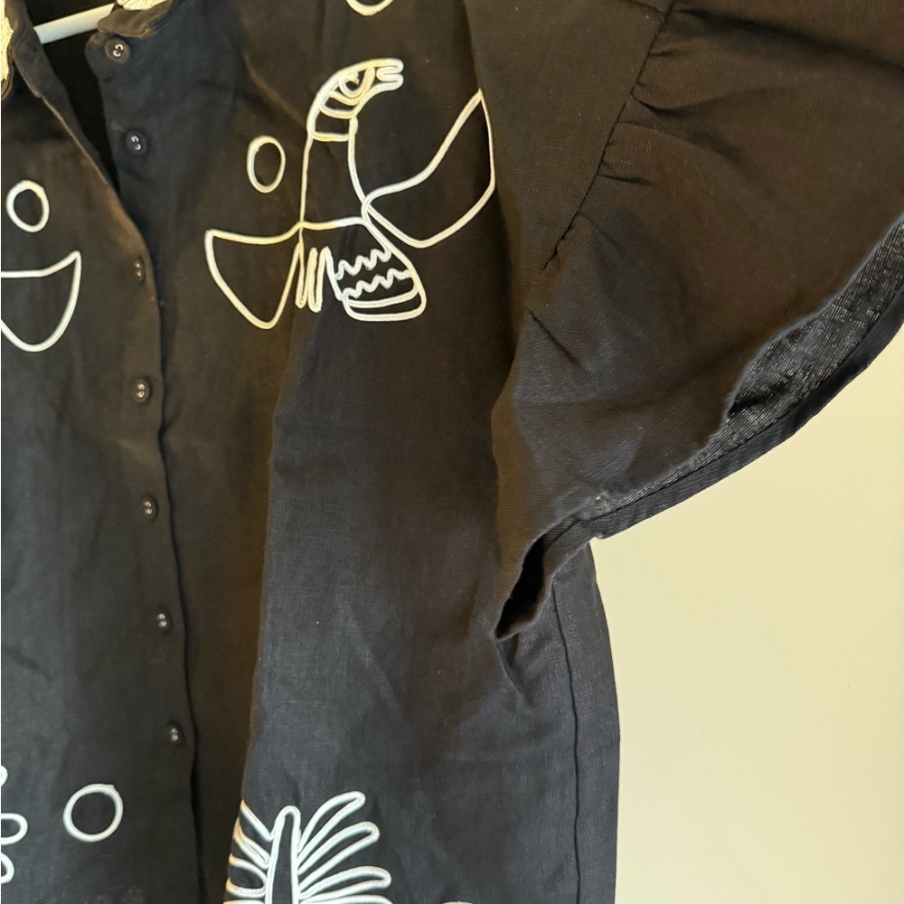 Gorman Black Shirt with White Patterns - Picture 3 of 5
